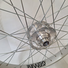 Load image into Gallery viewer, 24" wheel set