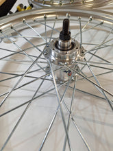 Load image into Gallery viewer, Race series 17&quot; wheel sets
