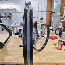 Load image into Gallery viewer, Race series 17&quot; wheel sets
